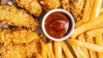 homemade Chicken Strips, fries, dat ketchup