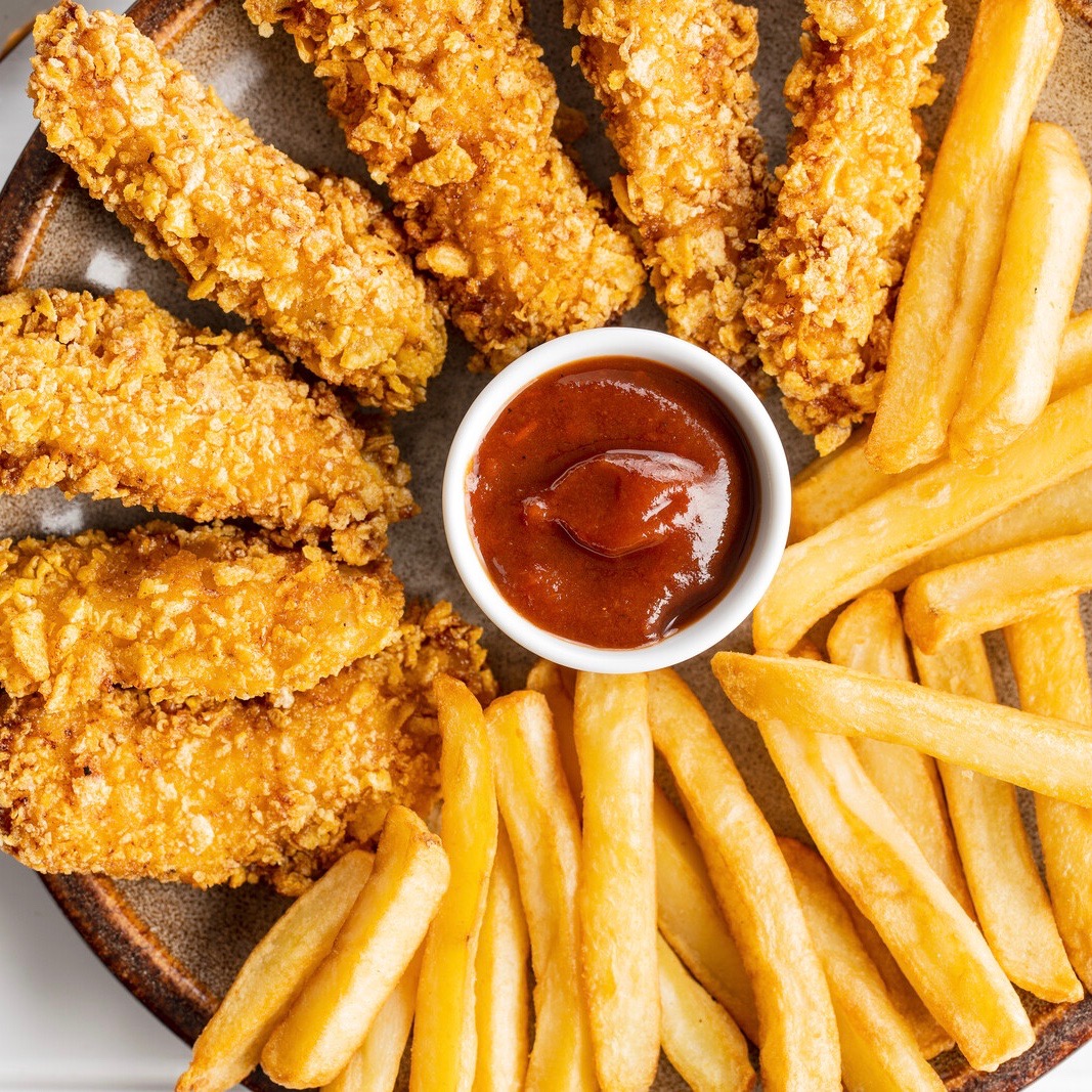 homemade Chicken Strips, fries, dat ketchup